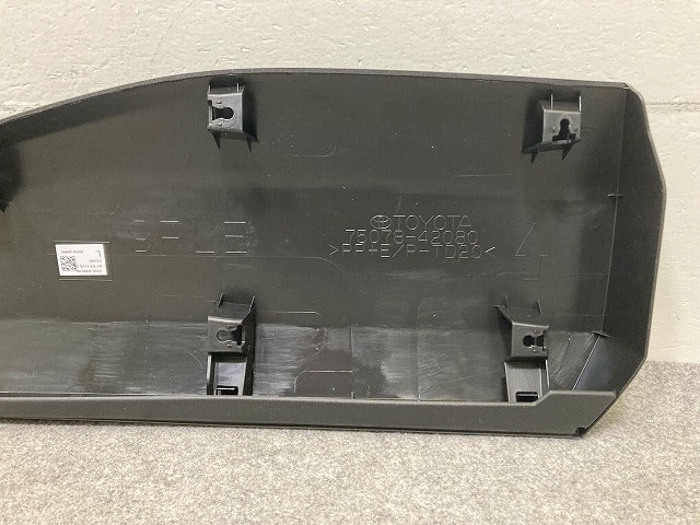 新車取り外し!RAV4 ラブ4 60系/AXAN64 左 リア ドア サイドステップ/サイドスカート プロテクター 75078-42080 素地 トヨタ(148199)
