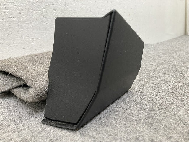 新車取り外し!RAV4 ラブ4 60系/AXAN64 純正 右 フェンダー サイドパネル マッドガード 76901-42080 素地 トヨタ(148203)