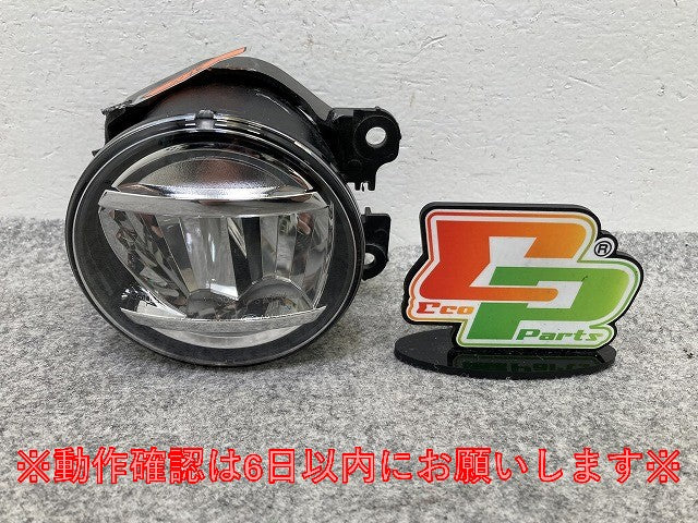 純正 左 フォグランプ/フォグライト LED KOITO 114-11092 ダイハツ/トヨタ/ホンダ/スバル/スズキ 汎用(148213)