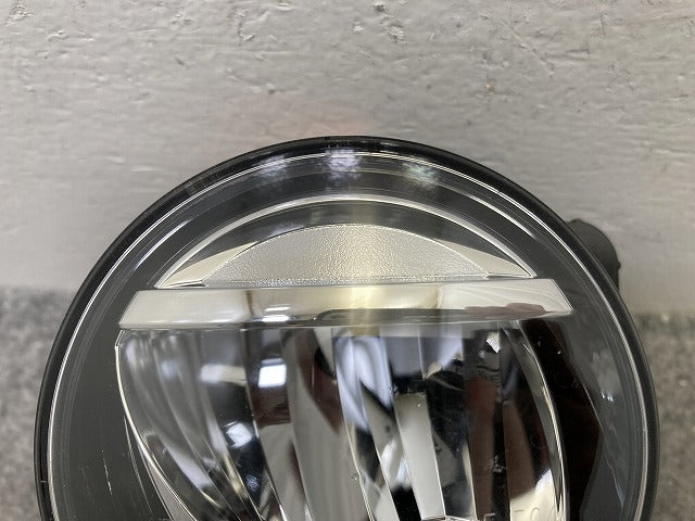 純正 左 フォグランプ/フォグライト LED KOITO 114-11092 ダイハツ/トヨタ/ホンダ/スバル/スズキ 汎用(148213)