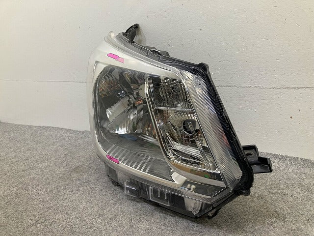 ムーヴ LA150S/LA160S 純正 右 ヘッドライト/ランプ ハロゲン レベライザー 刻印SR ICHIKOH 1912 81170-B2570 ダイハツ(148218)