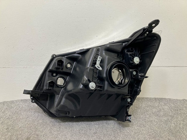 ムーヴ LA150S/LA160S 純正 右 ヘッドライト/ランプ ハロゲン レベライザー 刻印SR ICHIKOH 1912 81170-B2570 ダイハツ(148218)