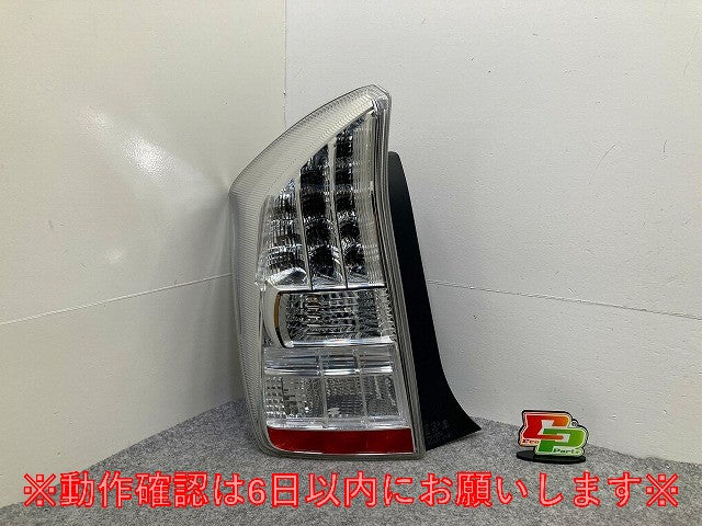 プリウス 30系/ZVW30 純正 前期 左 テールランプ/ライト/レンズ LED STANLEY 47-37 81561-47122 トヨタ(148220)