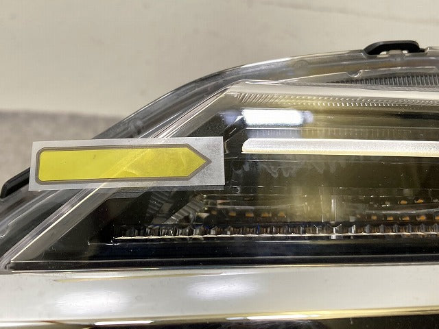 N-BOX/NBOX Nボックス カスタム/JF3/JF4 純正 後期 左 ヘッドライト/ランプ LED レベライザー 刻印J STANLEY W3106 メッキ ホンダ(148221)