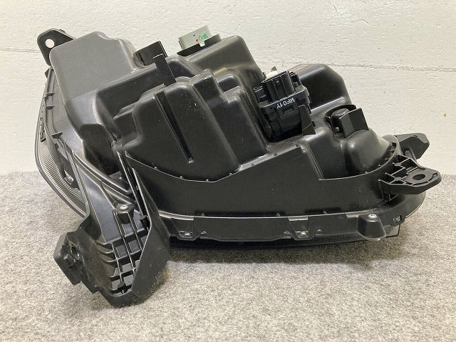 N-BOX/NBOX Nボックス カスタム/JF3/JF4 純正 後期 左 ヘッドライト/ランプ LED レベライザー 刻印J STANLEY W3106 メッキ ホンダ(148221)