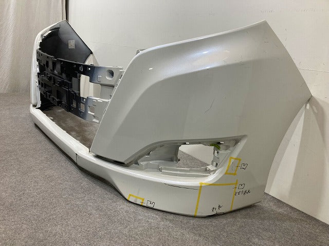 エスクァイア/ノア 80系 ZRR80/ZRR85 ハイブリッド/ZWR80 純正 後期 フロント バンパー 52119-28L30 ホワイトパール 070 トヨタ(148229)