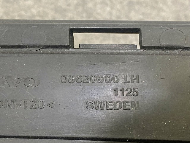 新品!XC90 CB5254AW/CB6294AW/CB6324ZW/CB6394AW/CB8444AW 純正 左 リア バンパー ブラケット 08620566 V8620566 ボルボ(148256)