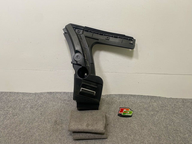 新品!XC90 CB5254AW/CB6294AW/CB6324ZW/CB6394AW/CB8444AW 純正 左 リア バンパーブラケット 08620566 V8620566 ボルボ(148257)