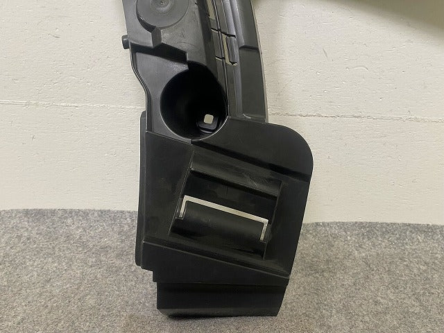 新品!XC90 CB5254AW/CB6294AW/CB6324ZW/CB6394AW/CB8444AW 純正 左 リア バンパーブラケット 08620566 V8620566 ボルボ(148257)