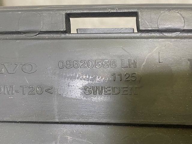 新品!XC90 CB5254AW/CB6294AW/CB6324ZW/CB6394AW/CB8444AW 純正 左 リア バンパーブラケット 08620566 V8620566 ボルボ(148257)