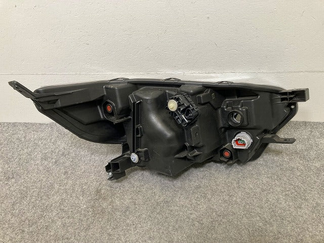 ルークス B44A/B47A 純正 後期 左 ヘッドライト/ランプ レベライザーLED 刻印Z KOITO 100-237A6 日産(148271)