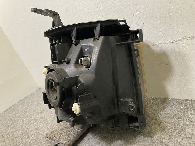 キューブ Z11/BNZ11/BZ11/YZ11 純正 前期 左 ヘッドライト/ランプ ハロゲン 刻印N ICHIKOH 1712 日産(148276)