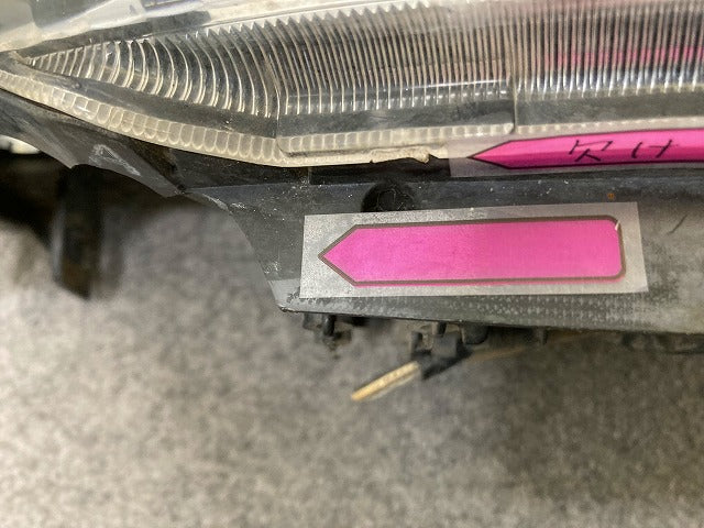 ダイナ/トヨエース/デュトロ 純正 後期 右 ヘッドライト/ランプ ハロゲン レベライザー 刻印A KOITO 37-21 トヨタ(148278)