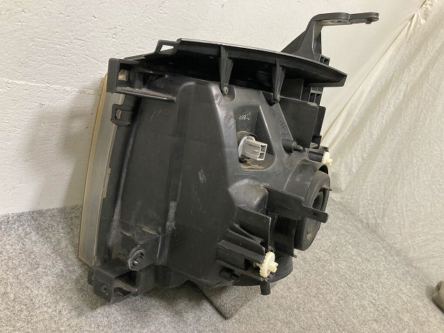 キューブ Z11/BNZ11/BZ11/YZ11 純正 前期 右 ヘッドライト/ランプ ハロゲン 刻印N ICHIKOH 1712 日産(148280)