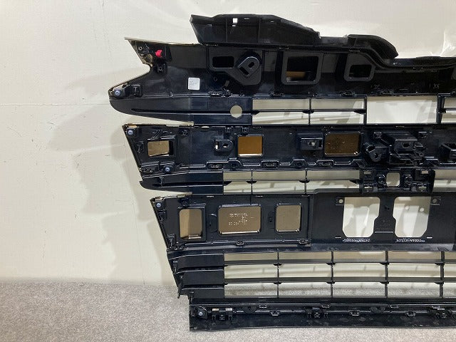 新車取り外し!ノア NOAH 90系/MZRA90W/MZRA95W/ZWR90W/ZWR95W 純正 フロント グリル/ラジエーターグリル 53101-V1020/53112-V1020(148286)