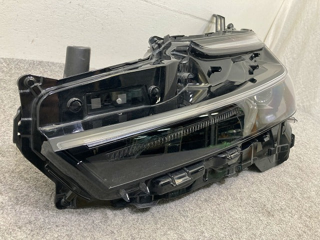 プリウス 60系/ZVW60/ZVW65/MXWH60/MXWH65/MXWH61 純正 左 ヘッドライト/ランプ LED 刻印X KOITO 47-123 81106-47A90 トヨタ(148290)