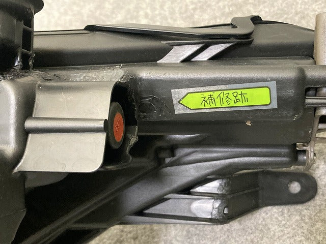 プリウス 60系/ZVW60/ZVW65/MXWH60/MXWH65/MXWH61 純正 左 ヘッドライト/ランプ LED 刻印X KOITO 47-123 81106-47A90 トヨタ(148290)