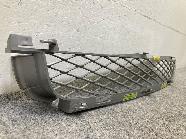 新品!X5 E53/2000-2007 純正 右 フロント バンパー グリル 7116398 51117130458 シルバー メタリック BMW(148293)