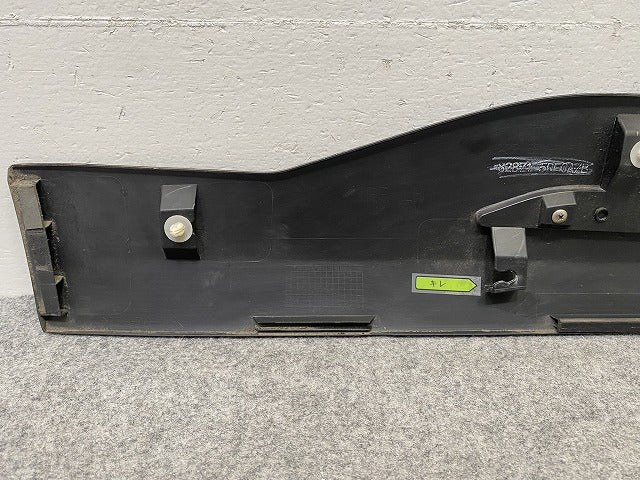 キックス/KICKS P15 純正 左 リア ドア サイドモール 82871 5RF0A/B 素地 日産(148294)