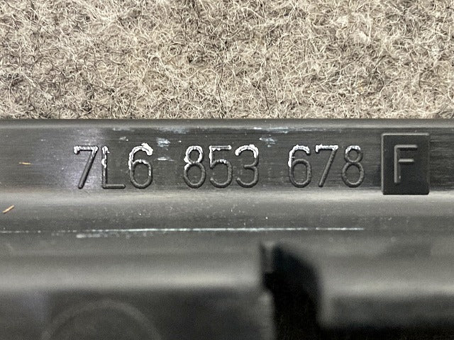 美品!トゥアレグ 7L系 純正 フロント バンパー グリル センター 7L6 853 678 7L6853678F9B9 未塗装 フォルクスワーゲン(148297)