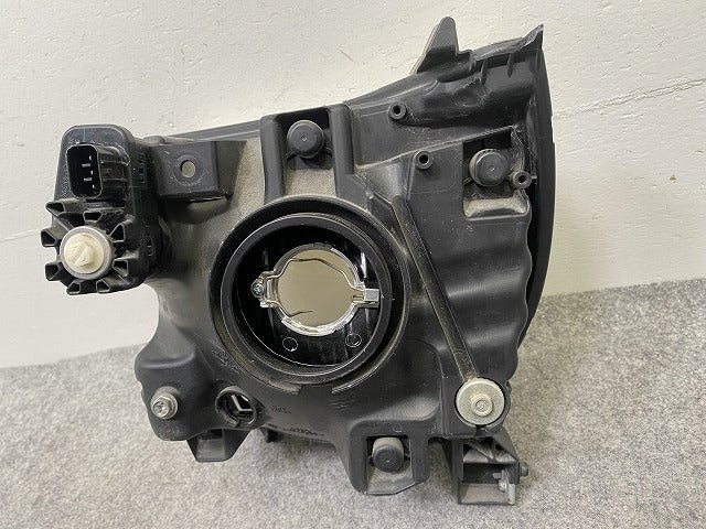 MRワゴン MF33S 純正 右 ヘッドライト/ランプ ハロゲン レベライザー 刻印DC STANLEY P9510 スズキ(148306)