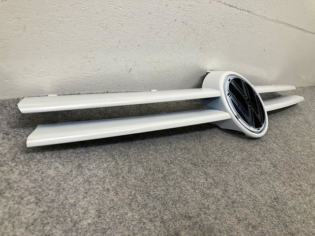 新品!ゴルフ4/GOLFⅣ 1J系 純正 フロント グリル ラジエーター 1J0853653 C 1J0853653CGRU ホワイト ソリッド フォルクスワーゲン(148315)