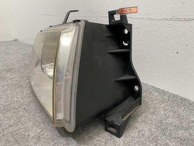 ボンゴフレンディ SGEW 純正 右 ヘッドライト/ランプ ハロゲン STANLEY P0287 マツダ(148320)