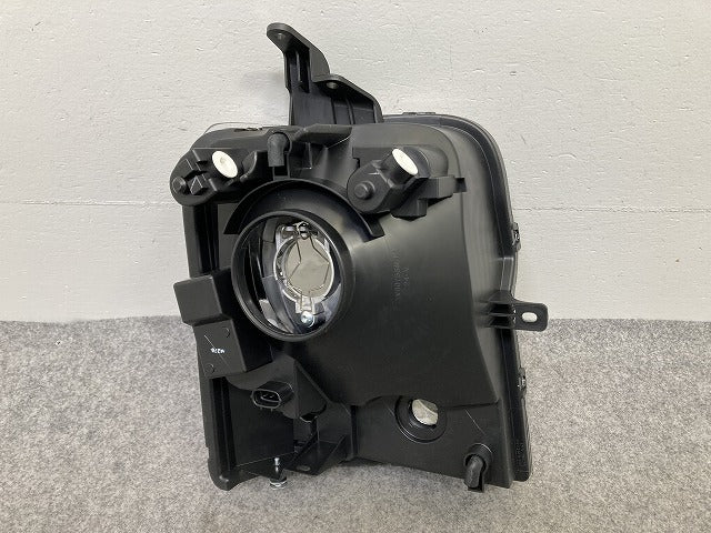 エブリィ DA64V/DA64W 純正 左 ヘッドライト/ランプ ハロゲン AL Automotive Lighting LE04G6128 35320-68H61 スズキ(148322)