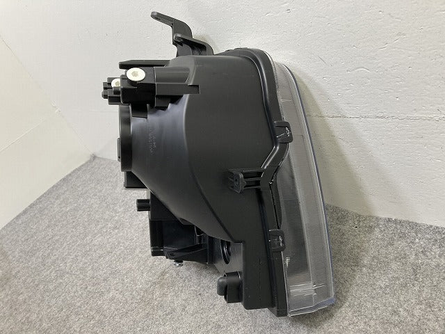 エブリィ DA64V/DA64W 純正 左 ヘッドライト/ランプ ハロゲン AL Automotive Lighting LE04G6128 35320-68H61 スズキ(148322)