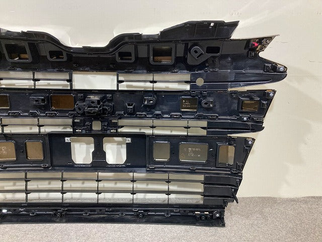 ノア NOAH 90系/MZRA90W/MZRA95W/ZWR90W/ZWR95W 純正 フロント グリル/ラジエーターグリル 53101-V1020/53112-V1020(148326)