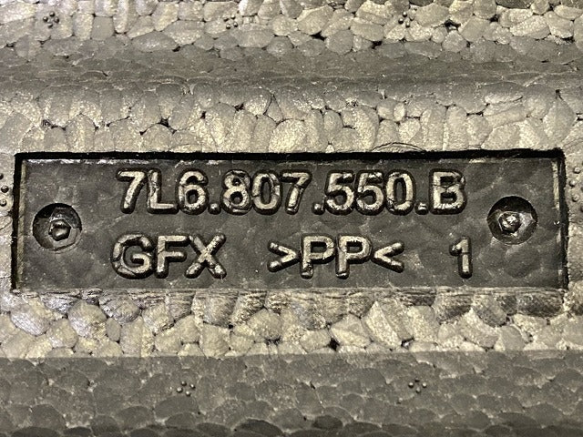 新品!トゥアレグ 7L系/2003-2007 純正 フロント バンパーエネルギー/アブソーバー 7L6.807.550.B 7L6807550B フォルクスワーゲン(148330)