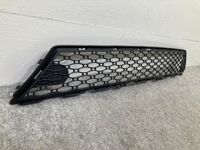 新品!XC70 BB系/2008-2015 純正 フロント バンパー グリル ロア 30744523 30678691 V30678691 素地 ボルボ(148338)