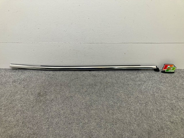 新品!XC60 純正 右 リア ドア モール/プロテクター アウター V32282159 メッキ ボルボ(148341)