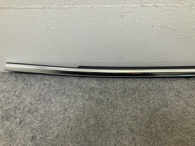 新品!XC60 純正 右 リア ドア ベルトモールアウター V32282159 メッキ ボルボ(148342)