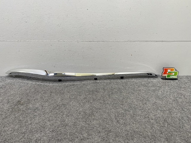 新品!ハリアー 80系/MXUA80/MXUA85 ハイブリッド/AXUH80/AXUH85/AXUP85 純正 右 フロント ガーニッシュ 53123-48070 メッキ トヨタ(148364)