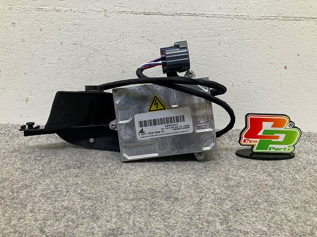 新品!C30/V40/S40/V50 純正 左 ヘッドライト/ランプ キセノン HID バラスト 1 307 329 098 01 V31213765 ボルボ(148371)