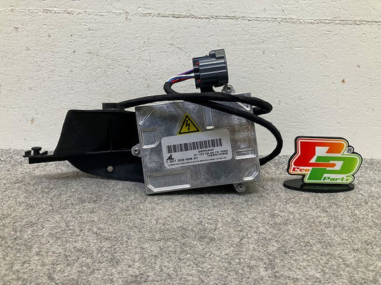 新品!C30/V40/S40/V50 純正 左 ヘッドライト/ランプ キセノン HID バラスト 1 307 329 098 01 V31213765 ボルボ(148371)