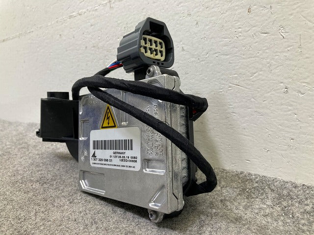 新品!C30/V40/S40/V50 純正 左 ヘッドライト/ランプ キセノン HID バラスト 1 307 329 098 01 V31213765 ボルボ(148371)