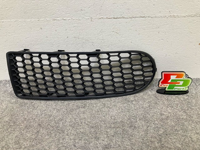 新品!ニュービートル 9C系 純正 右 フロント グリル/ラジエーターグリル 1C0 807 684 A 1C0807684A01C 素地 フォルクスワーゲン(148378)