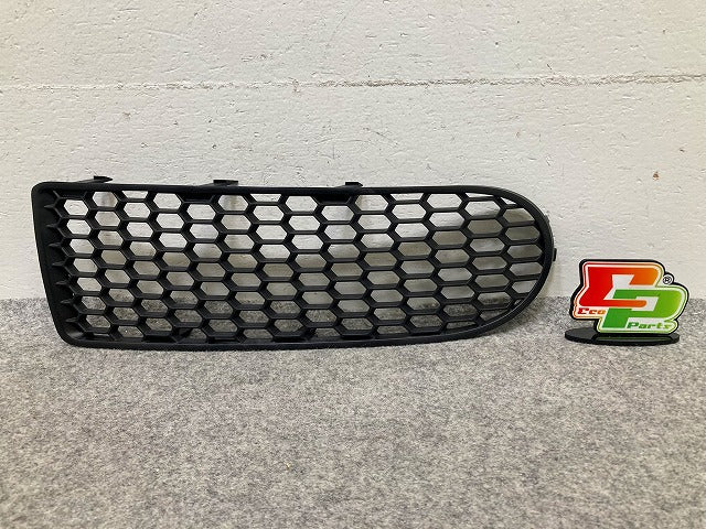 新品!ニュービートル 9C系 純正 右 フロント グリル/ラジエーターグリル 1C0 807 684 A 1C0807684A01C 素地 フォルクスワーゲン(148381)