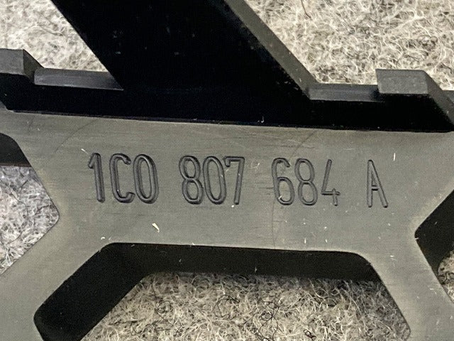 新品!ニュービートル 9C系 純正 右 フロント グリル/ラジエーターグリル 1C0 807 684 A 1C0807684A01C 素地 フォルクスワーゲン(148382)