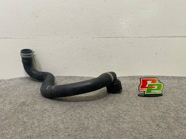 新品!V40 MB系/2014-2016 純正  ラジエター ホース ラジエーター 31338598 V31338598 ボルボ(148391)