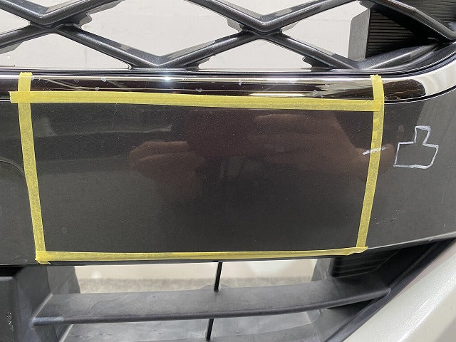 タンク カスタム M900A/M910A 純正 前期 フロント バンパー グリル付 52119-B1300 パールホワイトIII W24 トヨタ(148397)