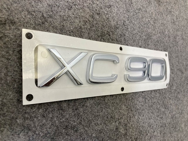新品!XC90 CB 系/2003-2015 純正 リア エンブレム/オーナメント 9483933 ボルボ(148400)