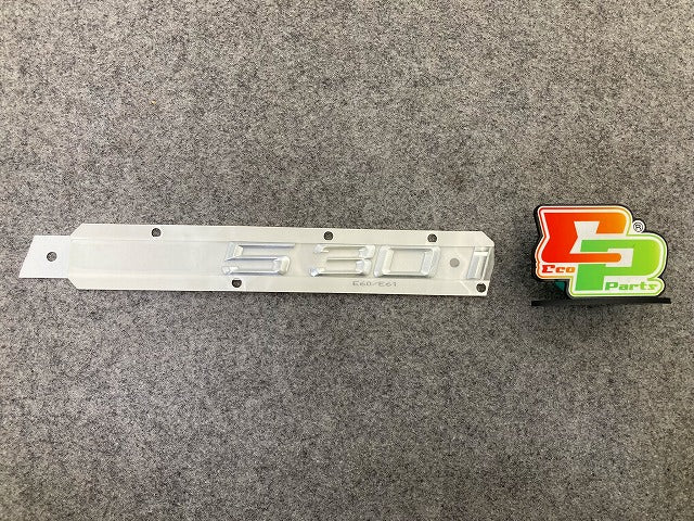 新品!5シリーズ ツーリング/E60/E61 純正 リア エンブレム/オーナメント 51 14 7 039 786 BMW(148417)