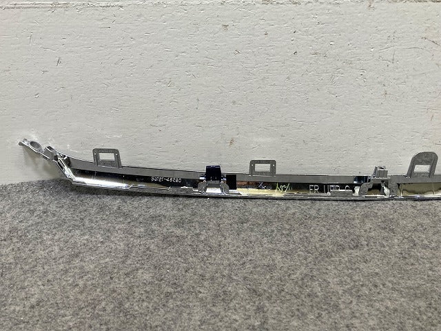 新車取り外し!ハリアー 80系/MXUA80/MXUA85/AXUH80/AXUH85/AXUP85 純正 フロント ガーニッシュ 53121-48210/20 53121-48220 メッキ(148431)