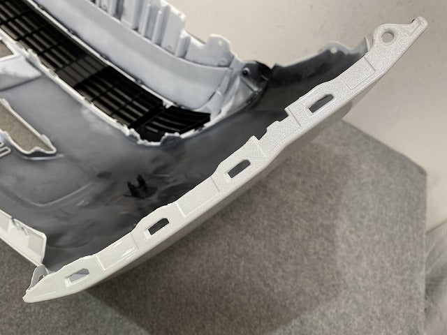 新車取り外し!フリード GT1/GT2/GT3/GT4/GT5/6/7/8 純正 フロント バンパー ロアグリル付 71101-33F-J000 プラチナホワイトパール(148440)