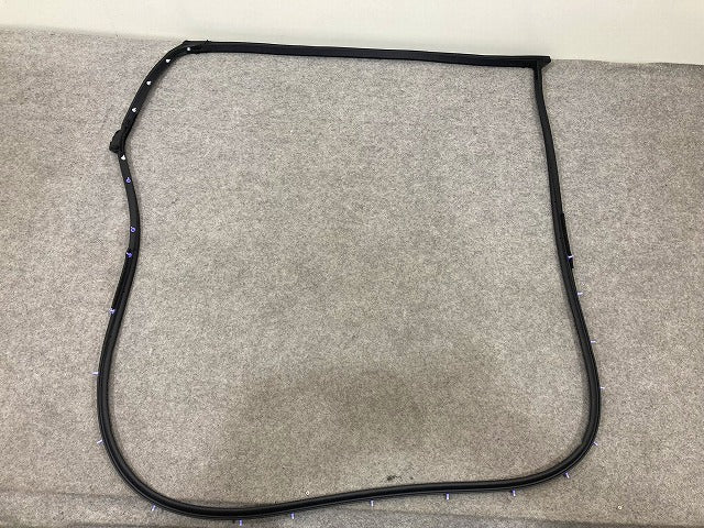 新品!エスティマ 4型/最終型 ACR50W/ACR55W/GSR50W/GSR55W AHR20W 純正 左 フロント ドア ウェザーストリップ 67862-28082 トヨタ(148450)