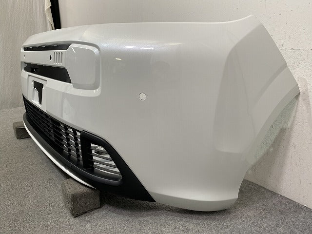 新車取り外し!フリード GT1/GT3/GT5/GT7 純正 フロント バンパー ロアグリル付 71101-33F-J000 プラチナホワイトパール ホンダ(148454)