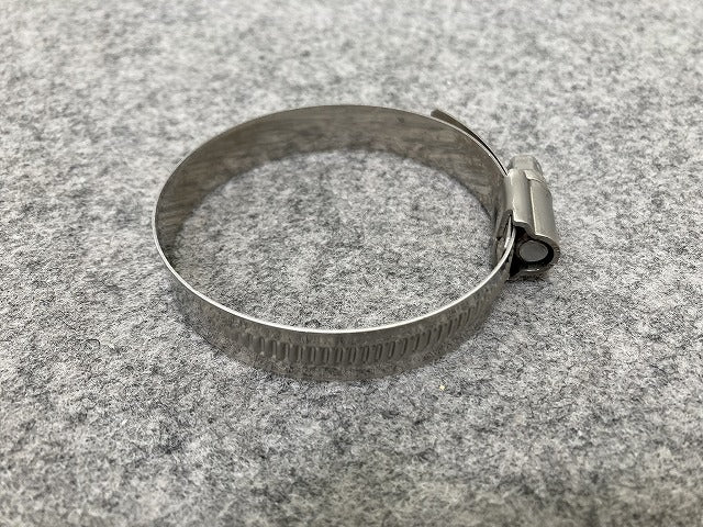 新品!プリウス等 純正  マフラーカッター 寸法6×10×18 直径5.5㎝ トヨタ(148458)